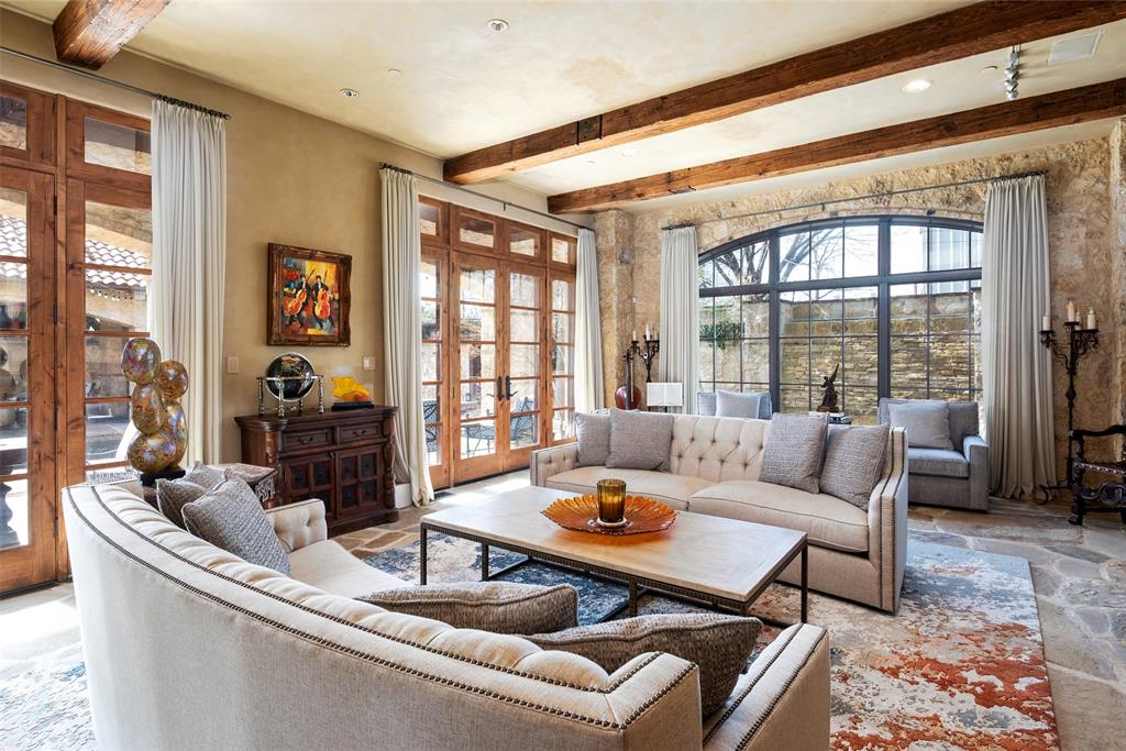 2505 Welborn Street, Dallas, TX 75219
