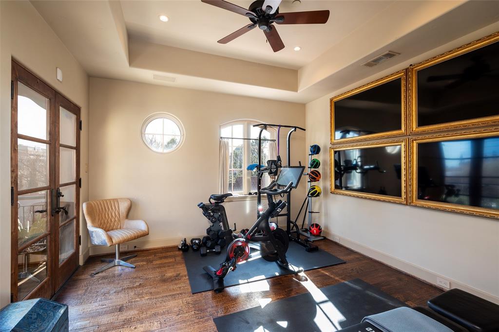2505 Welborn Street, Dallas, TX 75219