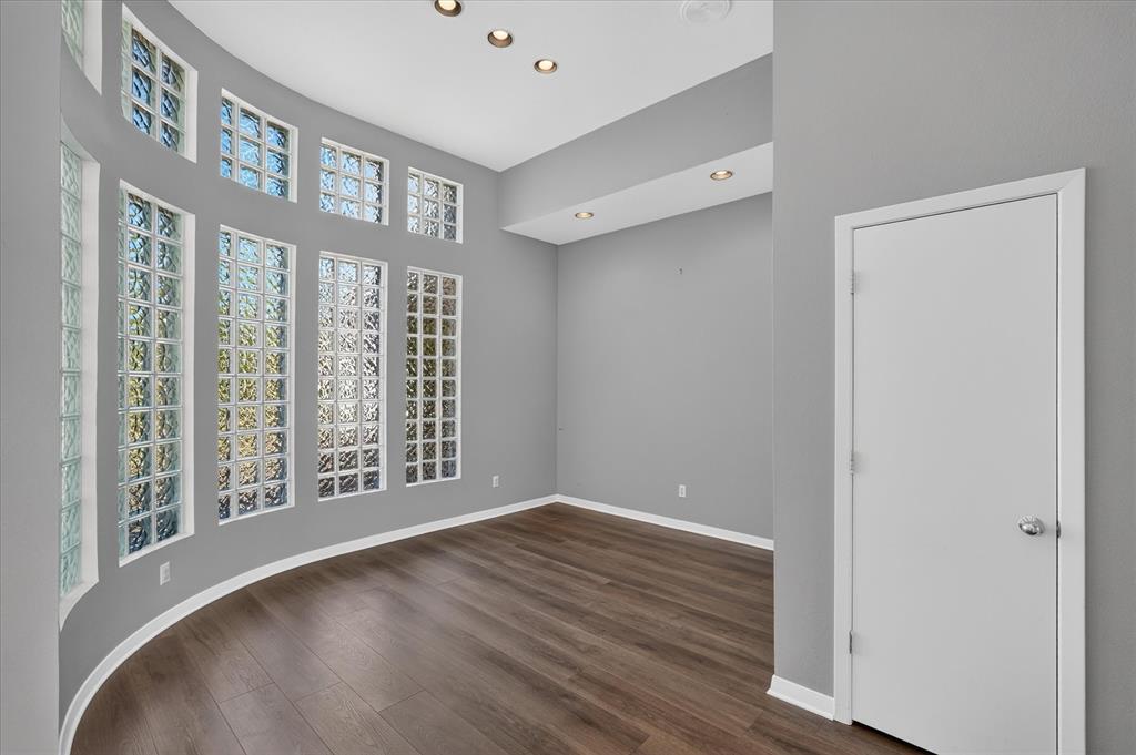 4420 Hollow Oak Drive, Dallas, TX 75287 4420 Hollow Oak Drive, Dallas, TX 75287