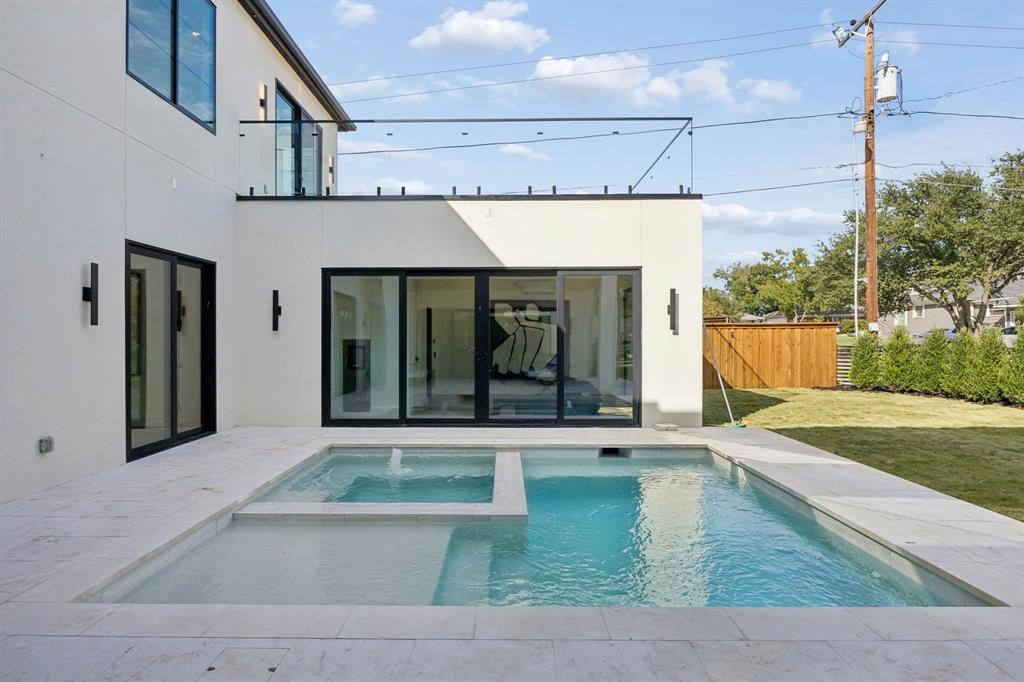 3741 Seguin Drive, Dallas, TX 75220