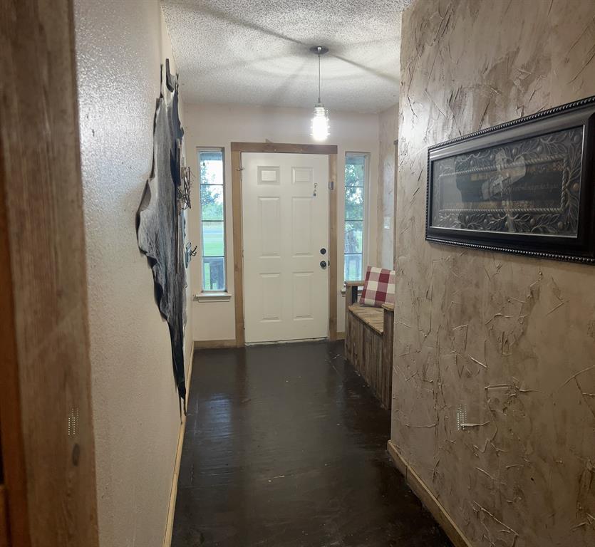 1061 S Main Street, Ferris, TX 75125