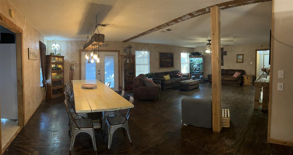 1061 S Main Street, Ferris, TX 75125