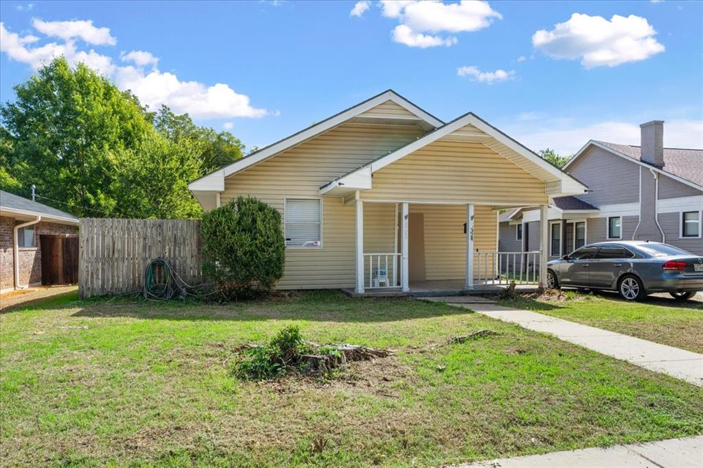 324 Cynisca Street, Waxahachie, TX 75165