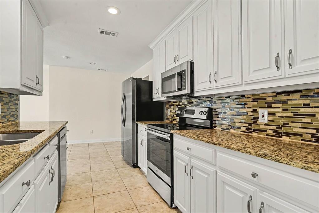 2206 Beaver Creek Road, Wylie, TX 75098