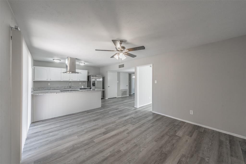 3527 Longcourt Circle, Mesquite, TX 75150
