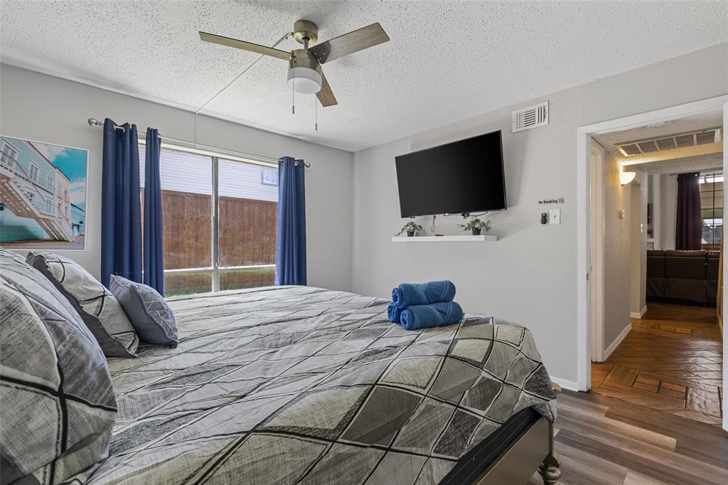 2104 Via Balboa, Carrollton, TX 75006