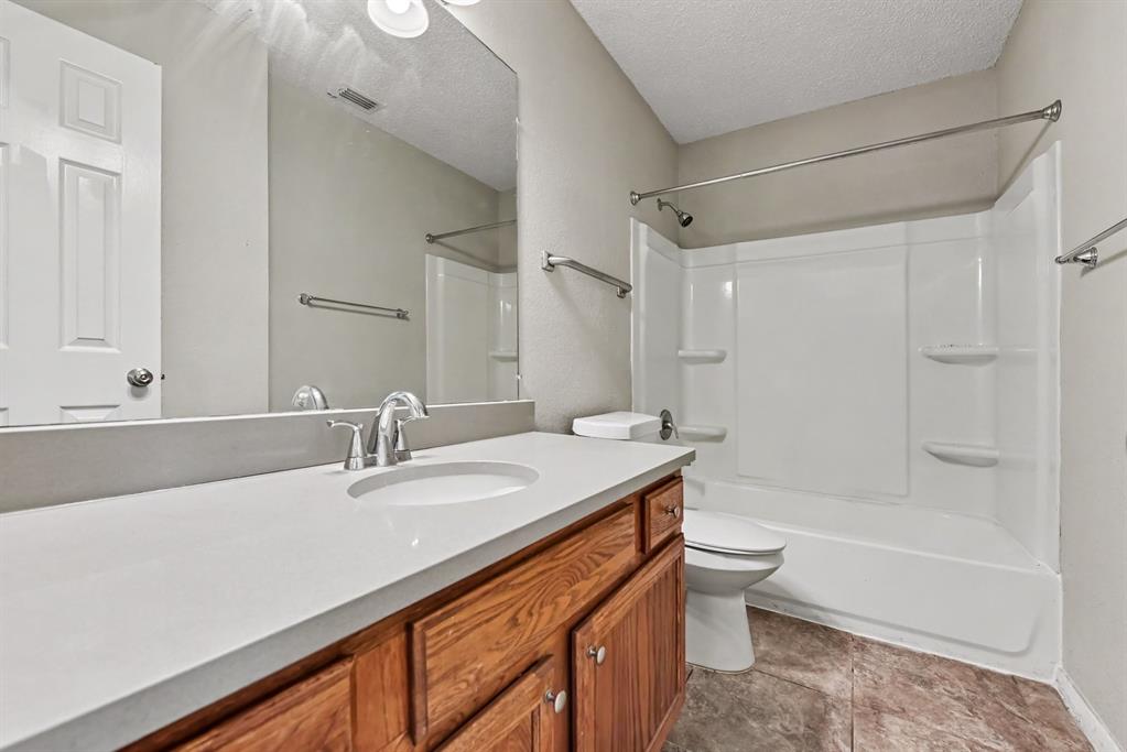 8625 Douglas Avenue, Rowlett, TX 75089