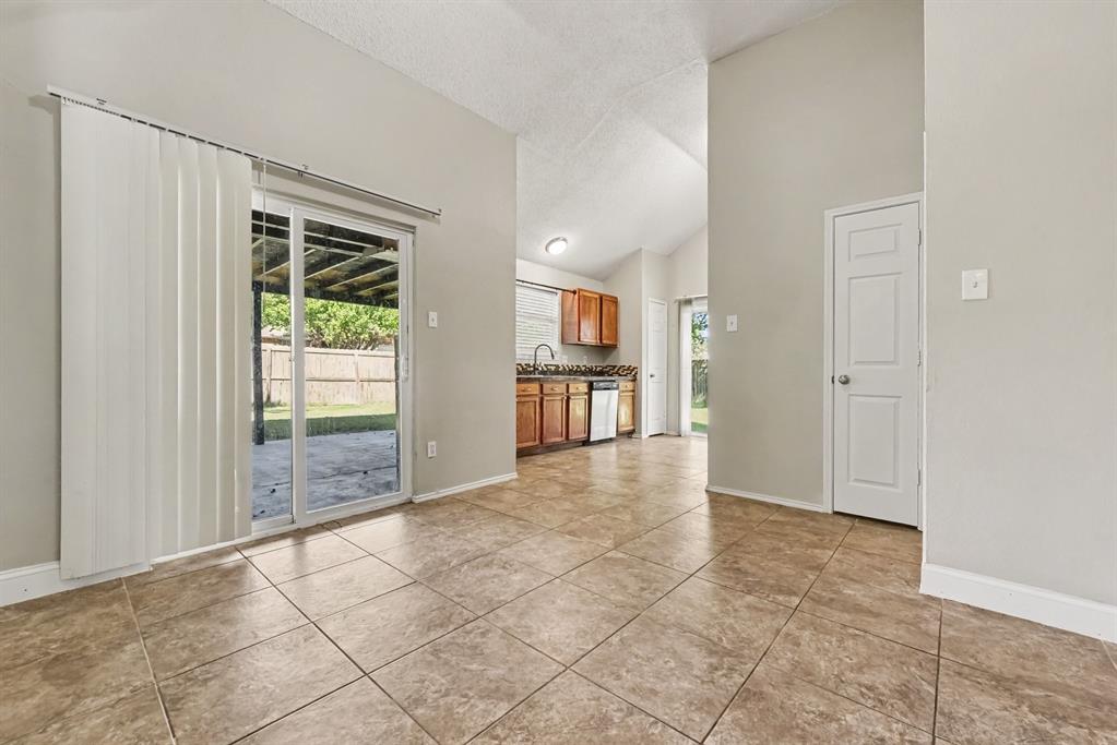 8625 Douglas Avenue, Rowlett, TX 75089