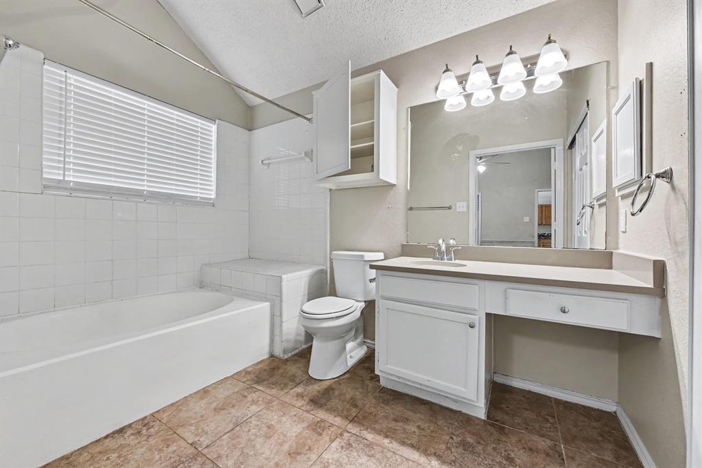 8625 Douglas Avenue, Rowlett, TX 75089