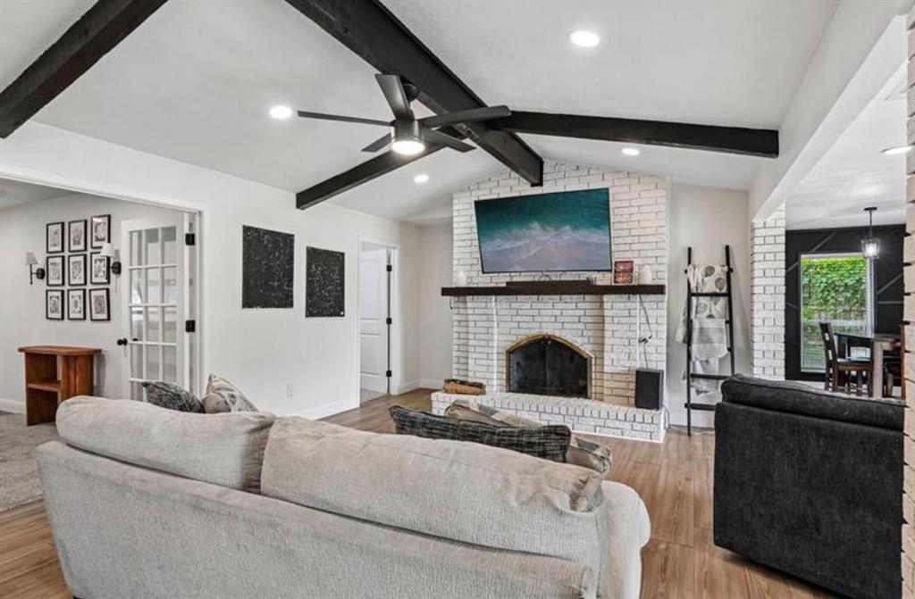 813 Oakbluff Drive, Lancaster, TX 75146 813 Oakbluff Drive, Lancaster, TX 75146