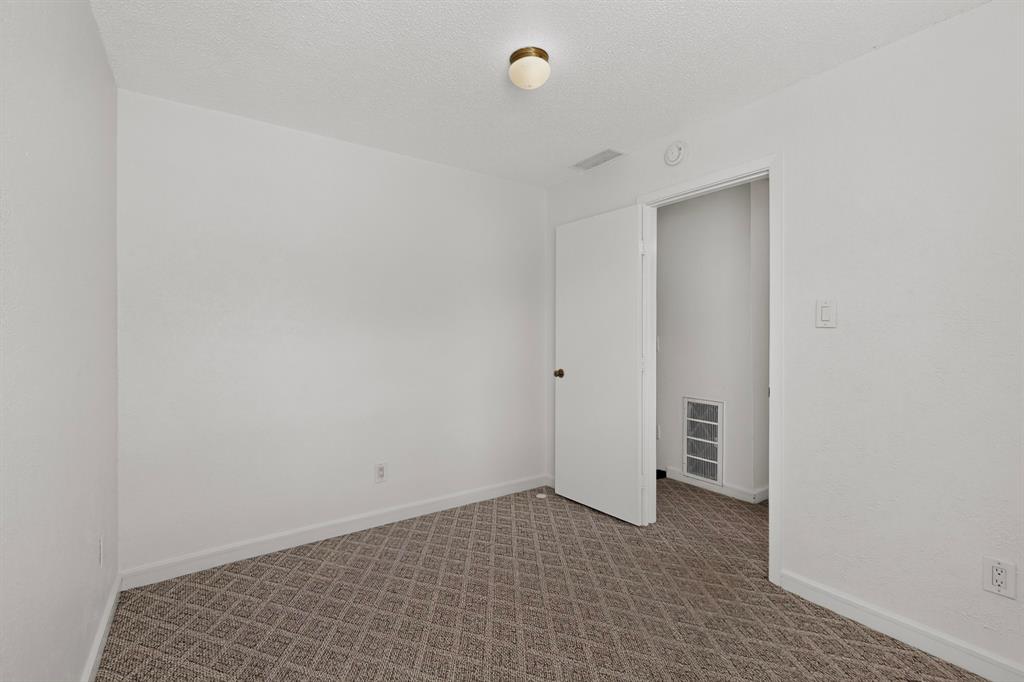 2624 Piedras, Irving, TX 75038