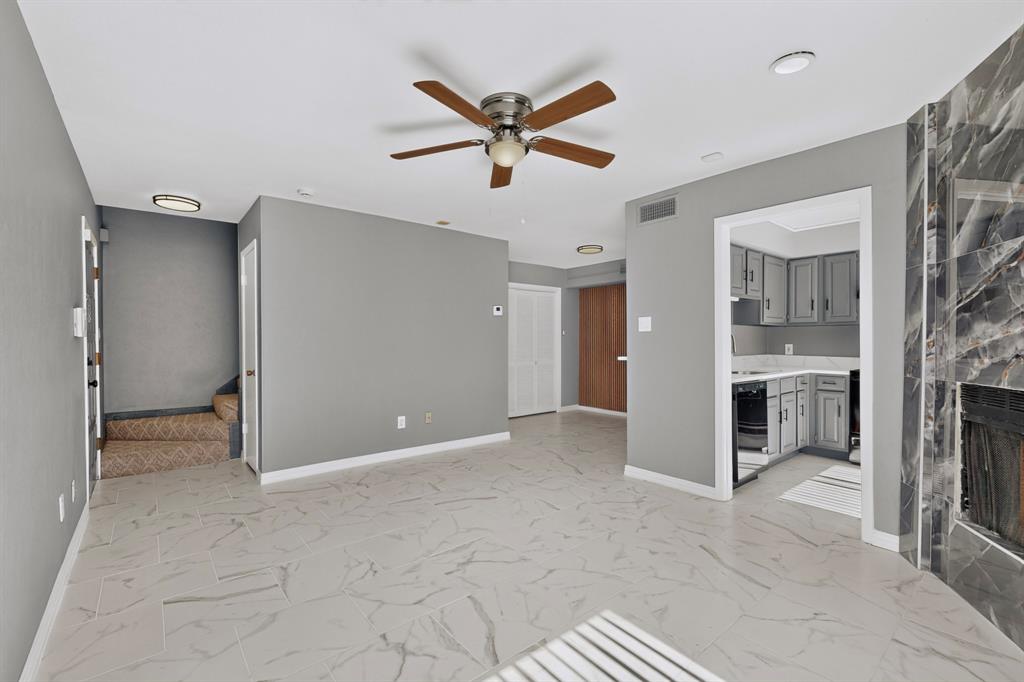 2624 Piedras, Irving, TX 75038