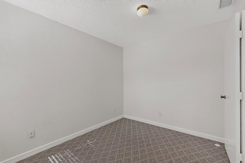 2624 Piedras, Irving, TX 75038