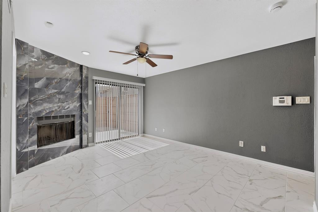 2624 Piedras, Irving, TX 75038