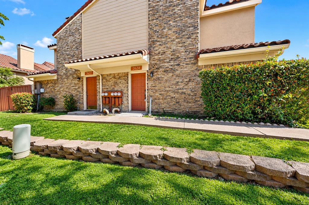 2624 Piedras, Irving, TX 75038