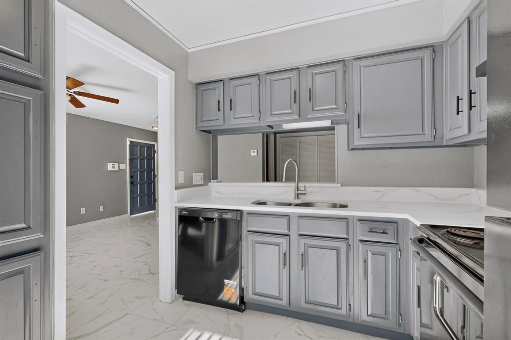 2624 Piedras, Irving, TX 75038