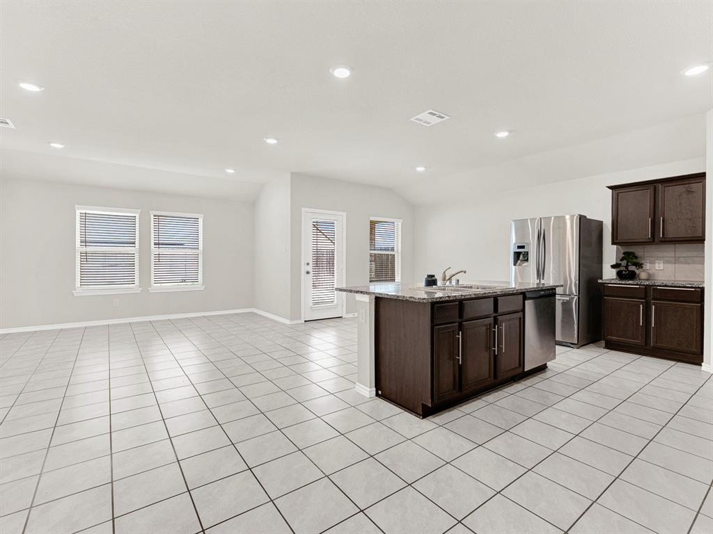 2290 Torch Lake Drive, Forney, TX 75126