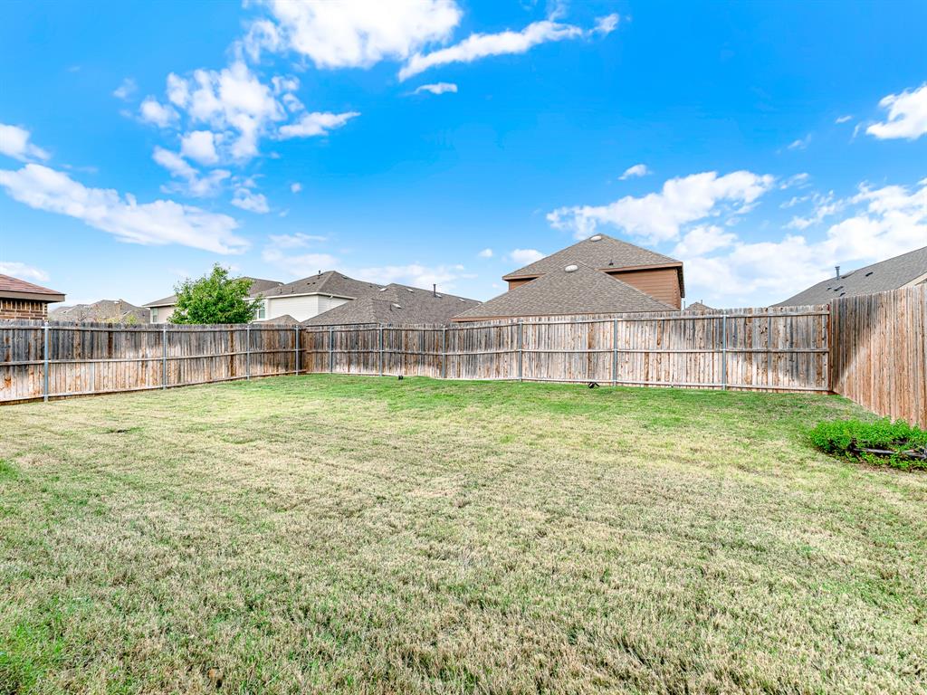 2290 Torch Lake Drive, Forney, TX 75126