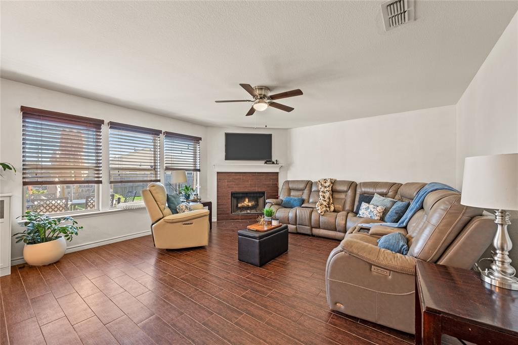 4514 Evergreen Lane, Balch Springs, TX 75180