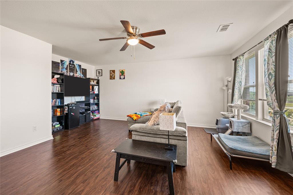 4514 Evergreen Lane, Balch Springs, TX 75180