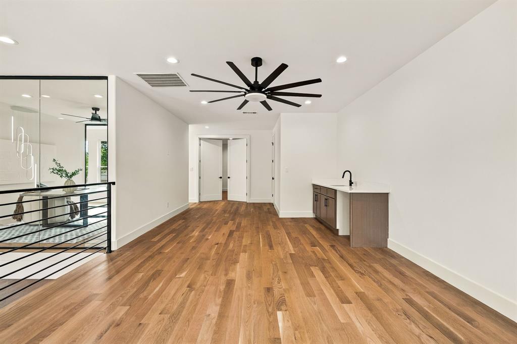 3306 Whitehall Drive, Dallas, TX 75229