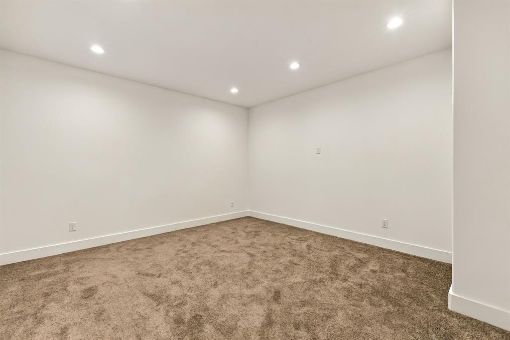3306 Whitehall Drive, Dallas, TX 75229