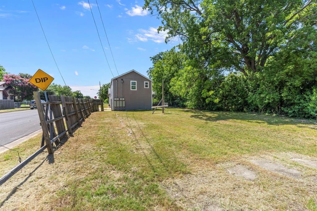 2601 Summer Avenue, Waco, TX 76708