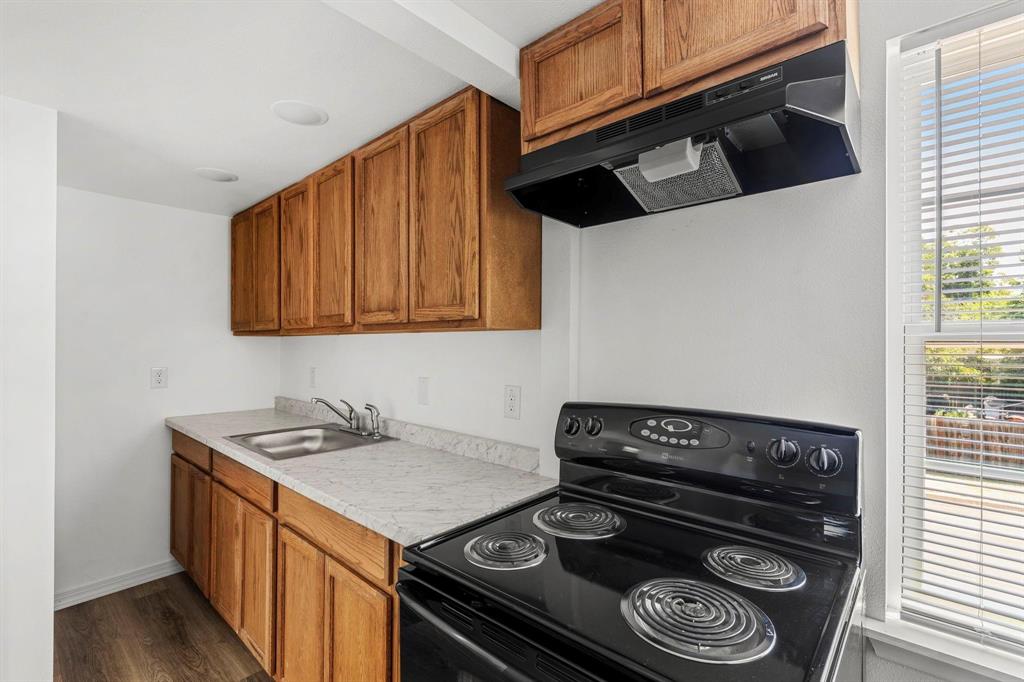 2601 Summer Avenue, Waco, TX 76708