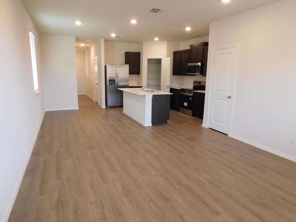 6226 Silver Maple Way, Princeton, TX 75407