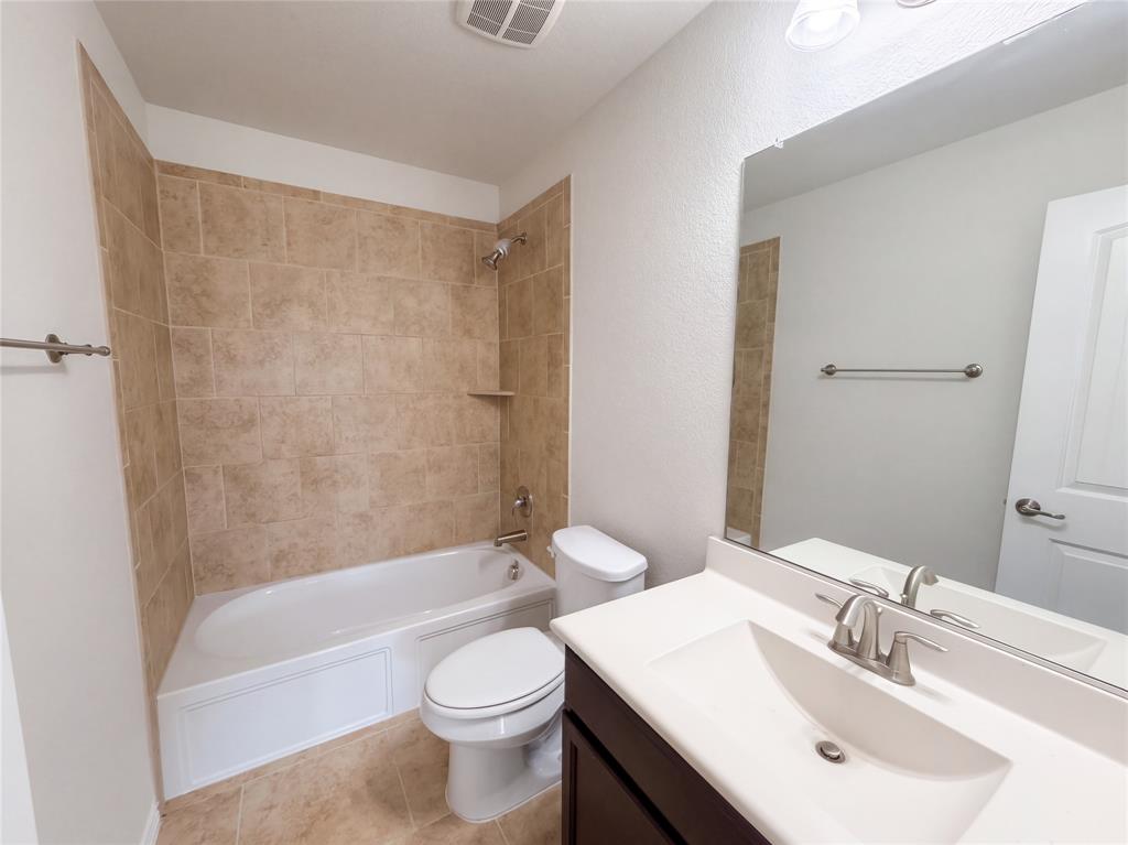 213 Callaghan Drive, Fate, TX 75189