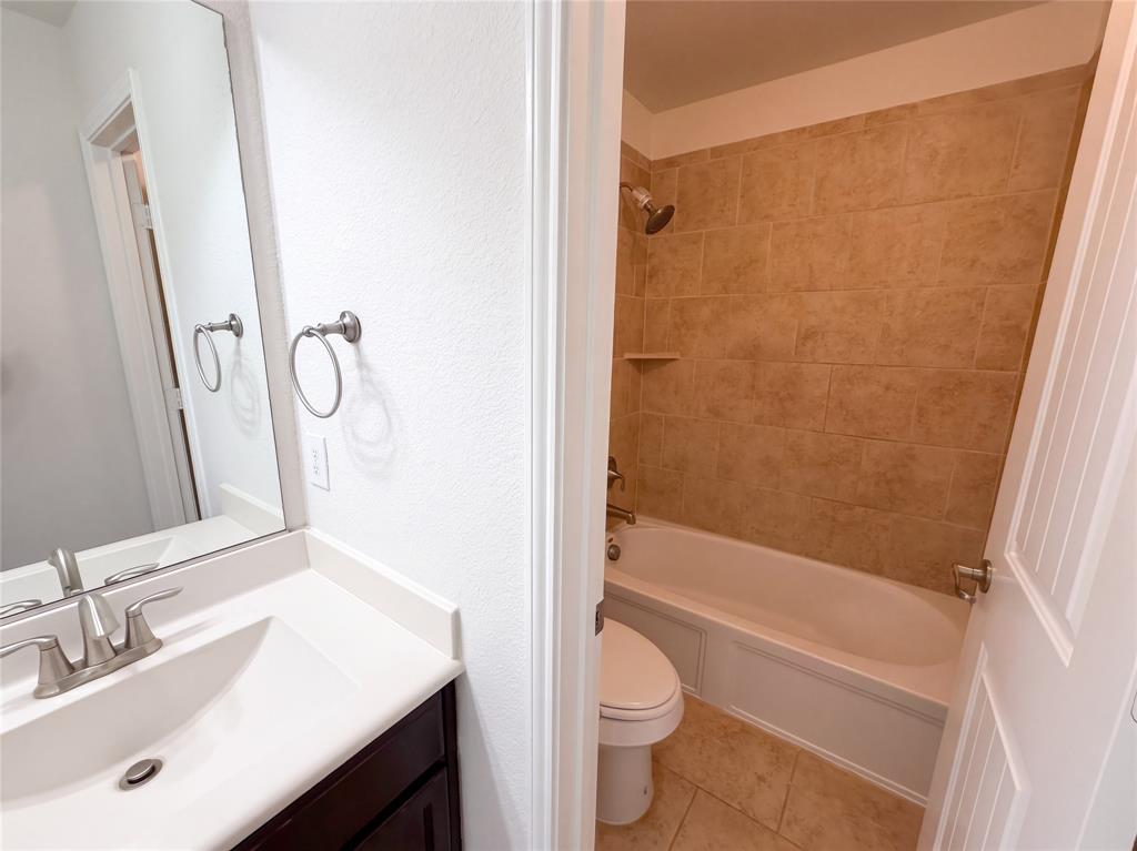 213 Callaghan Drive, Fate, TX 75189