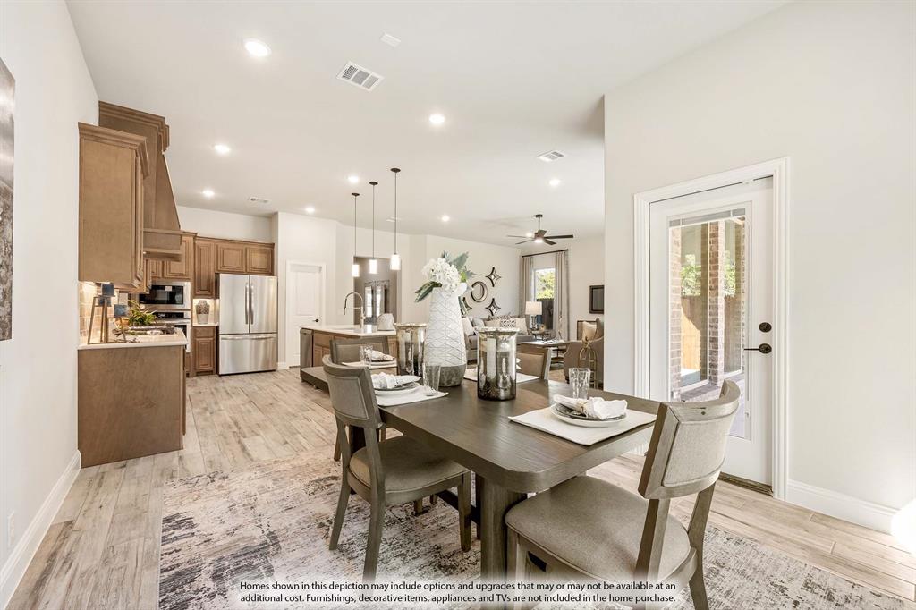 2038 Mammoth Drive, DeSoto, TX 75115