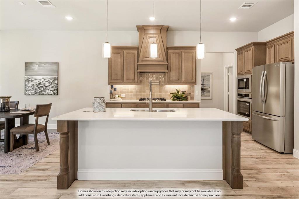 2038 Mammoth Drive, DeSoto, TX 75115