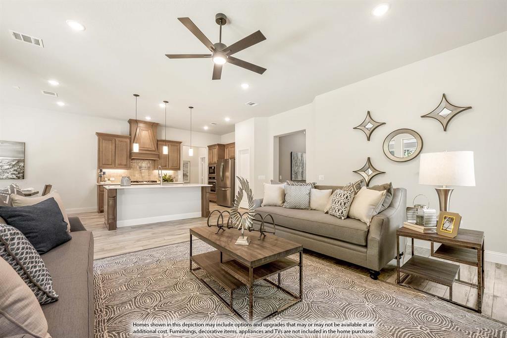 2038 Mammoth Drive, DeSoto, TX 75115