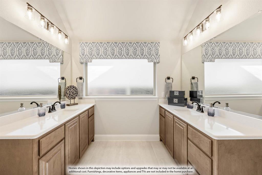 2038 Mammoth Drive, DeSoto, TX 75115