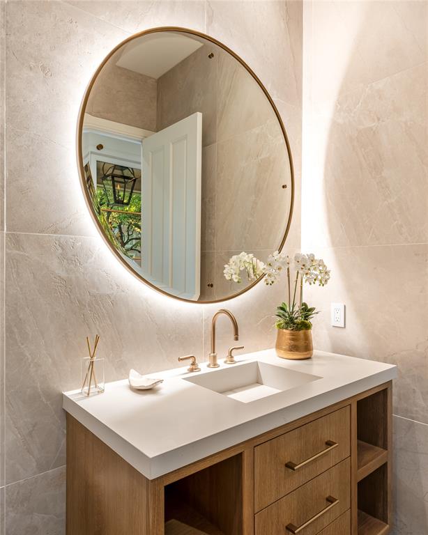 Full bath on first floor Full bath on first floor