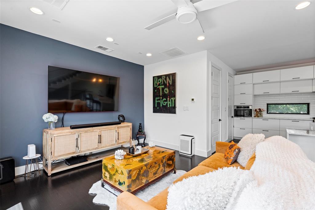 4587 Virginia Avenue, Dallas, TX 75204 4587 Virginia Avenue, Dallas, TX 75204