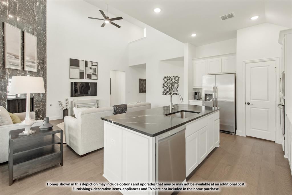528 Sanctuary Drive, Waxahachie, TX 75165