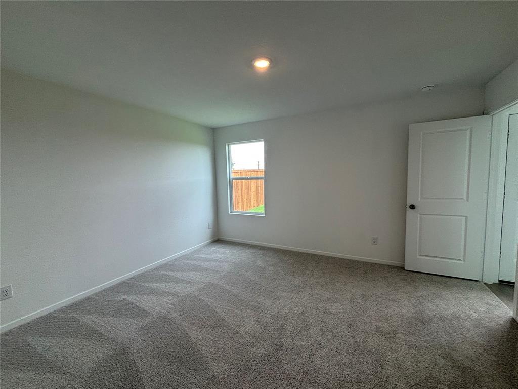 5179 Atlas Drive, Ennis, TX 75119