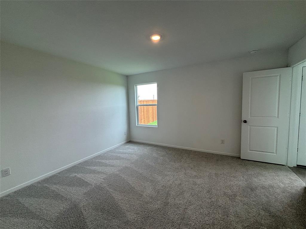 5179 Atlas Drive, Ennis, TX 75119