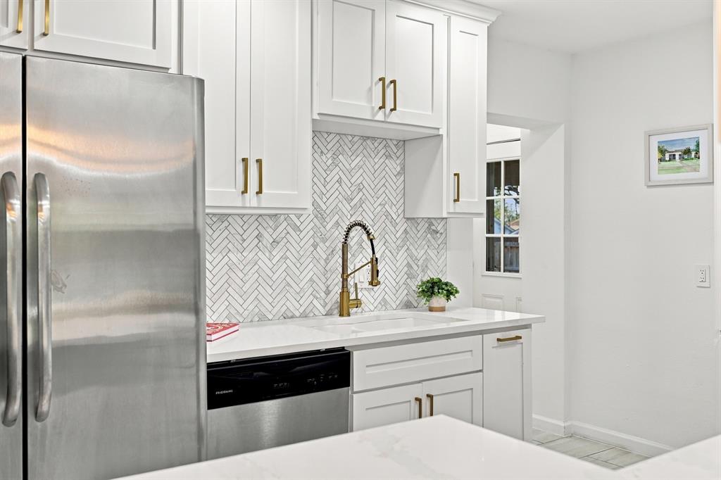 346 Classen Drive, Dallas, TX 75218