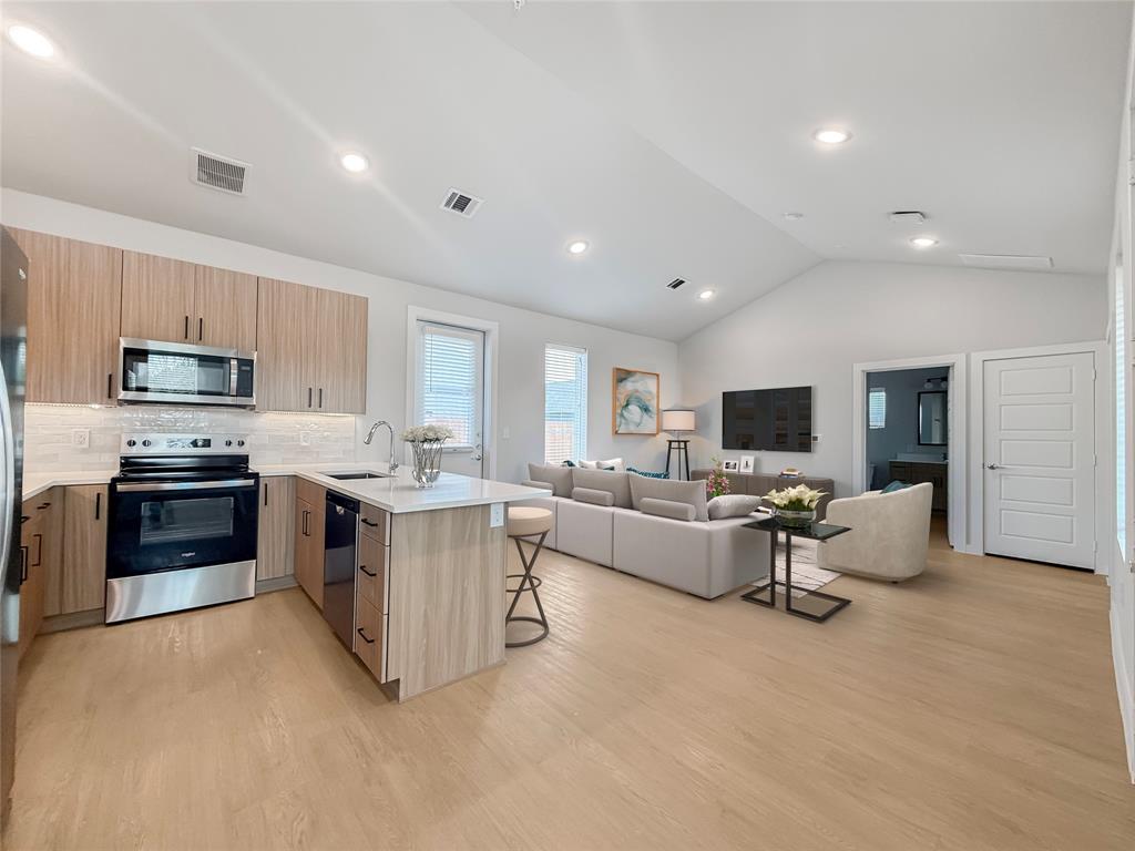 6013 Heathland Way, #Floorplan A2G - Unit 609, Frisco, TX 75033