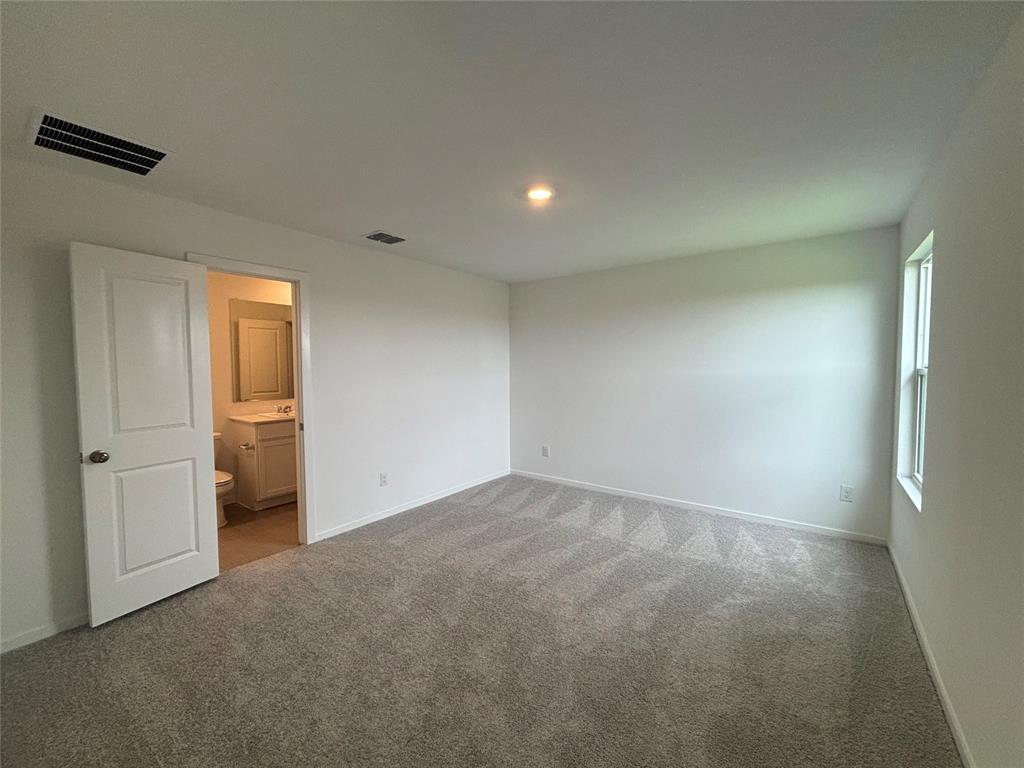 5349 Parkdale Drive, Ennis, TX 75119