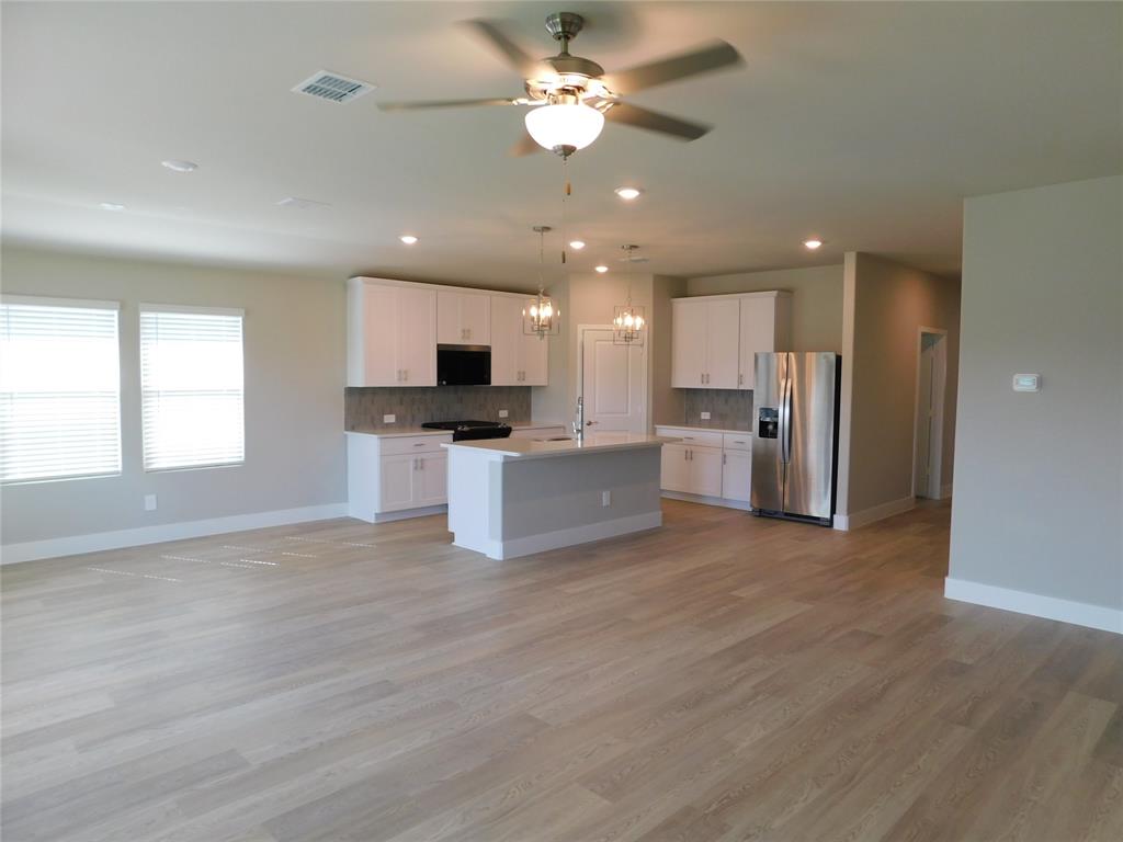 1407 Buck Run Drive, Princeton, TX 75071