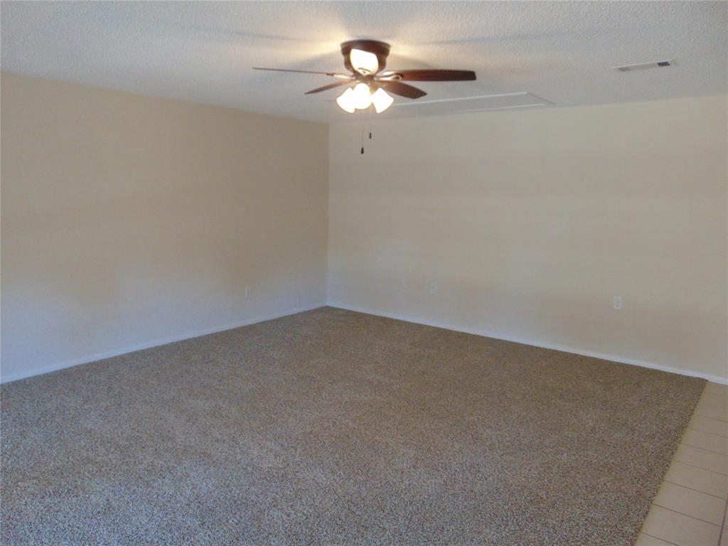 809 Broadmoor Drive, Mesquite, TX 75149