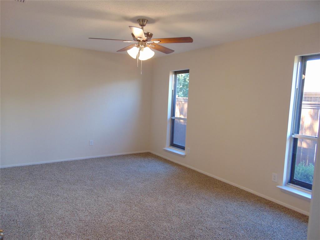 809 Broadmoor Drive, Mesquite, TX 75149