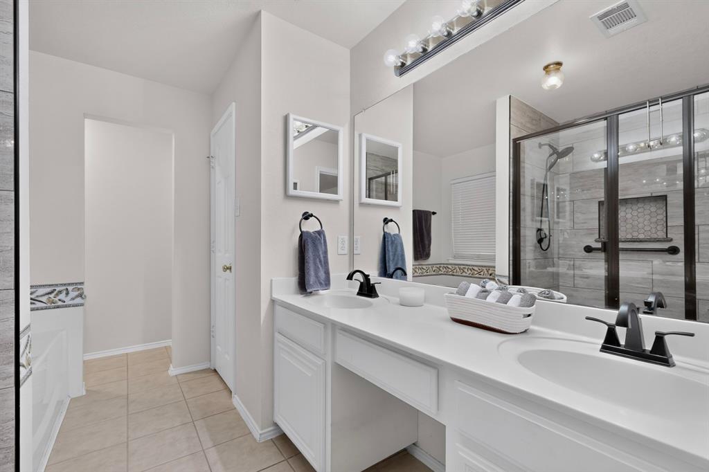 317 Sagebrush Lane, Waxahachie, TX 75165