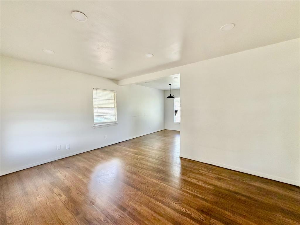 11853 Rupley Lane, Dallas, TX 75218