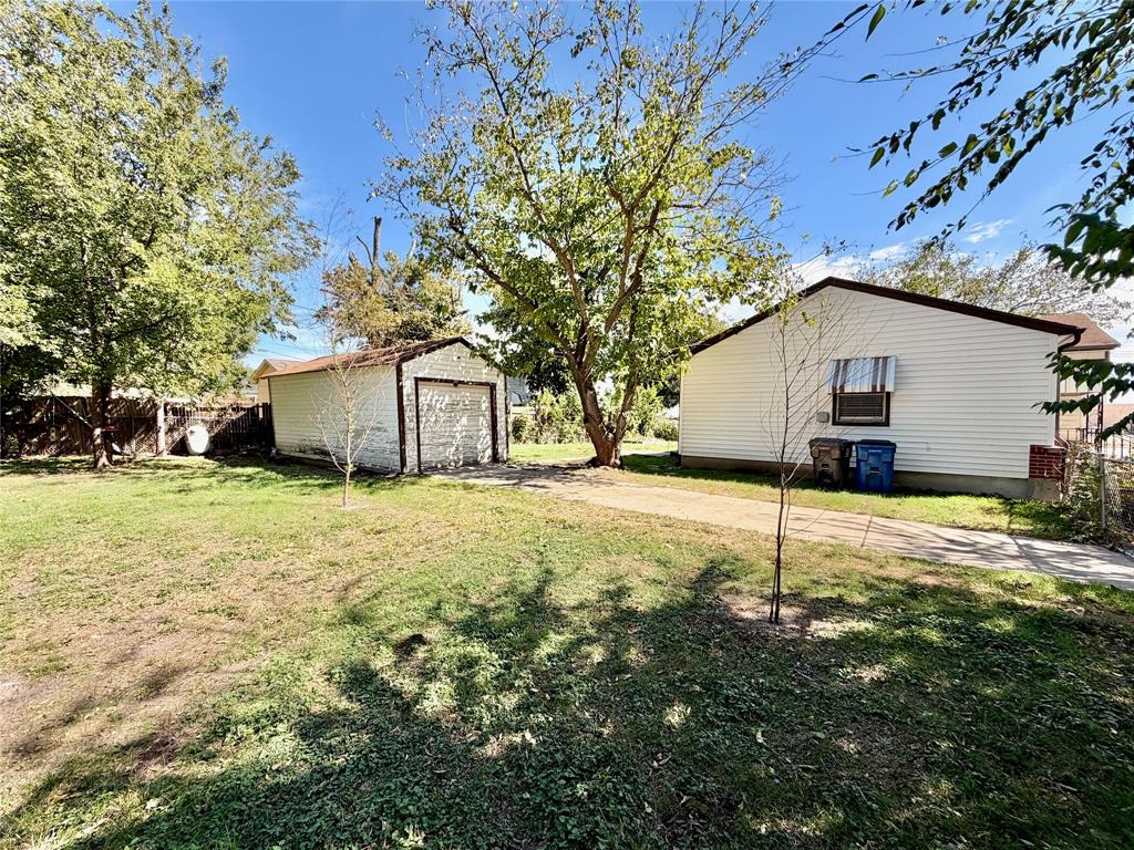 11853 Rupley Lane, Dallas, TX 75218
