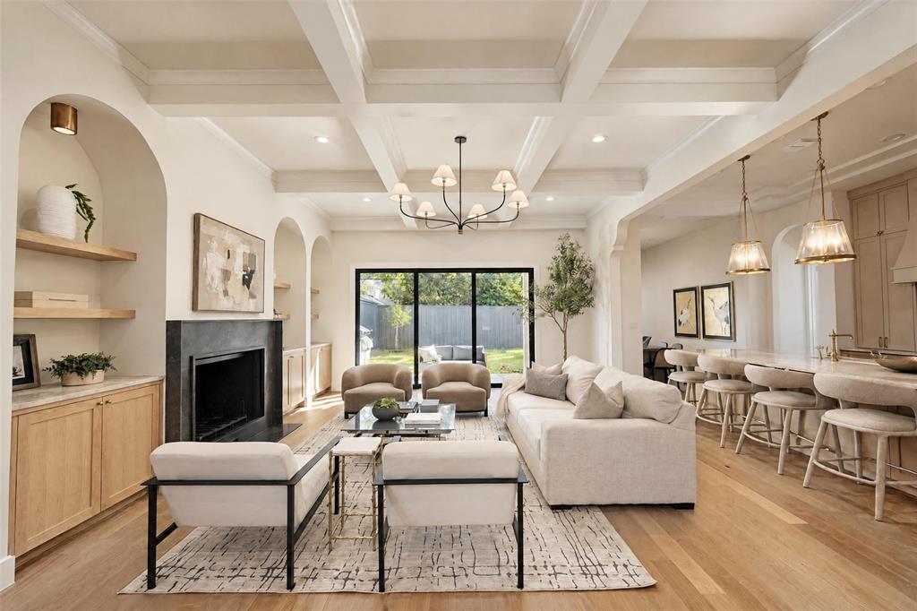 6106 Revere Place, Dallas, TX 75214